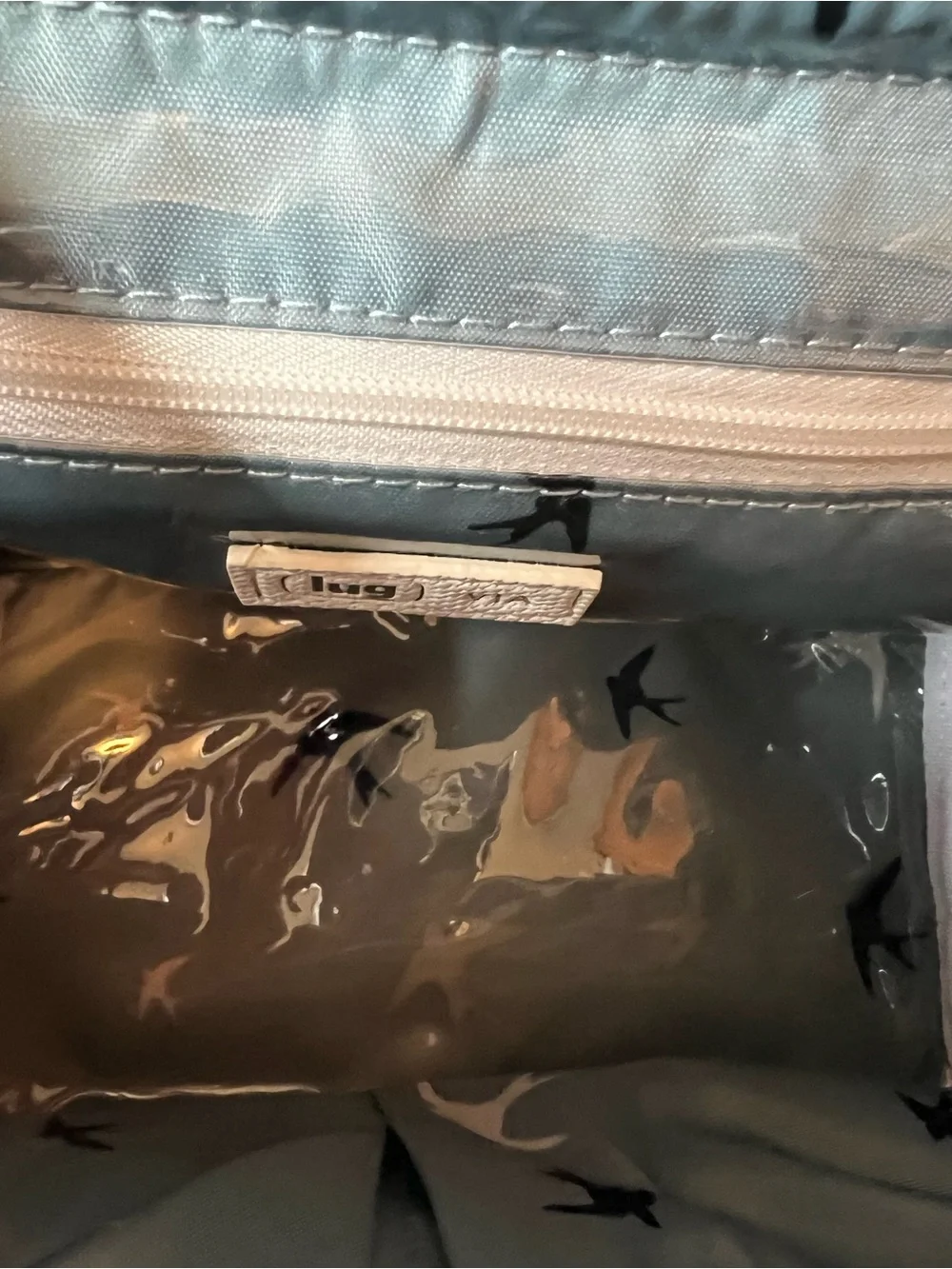 Lug via vl Matt luxe white and vl classic stash white